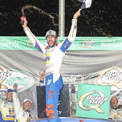 Briscoe outlasts Hamlin with throttle finesse