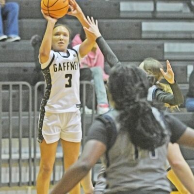 Hopper leads way past FM